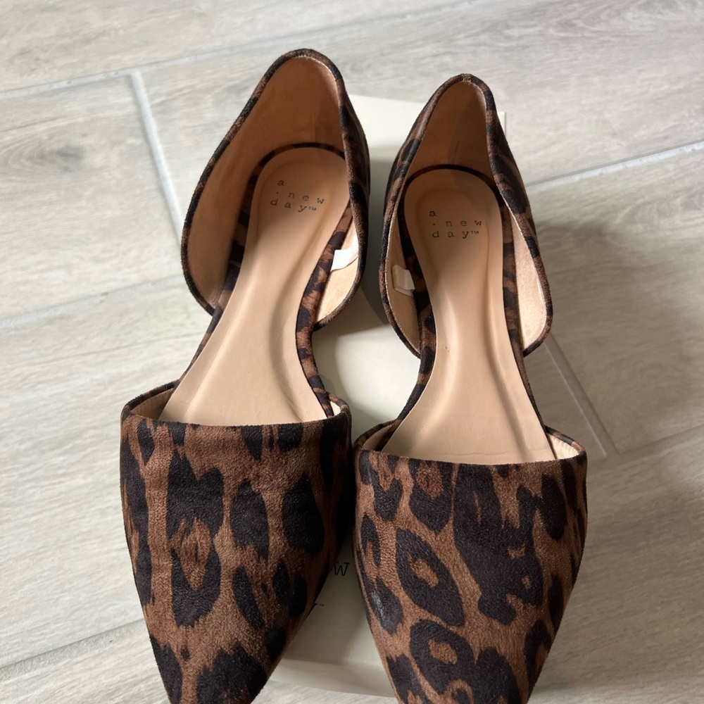 Leopard Flats